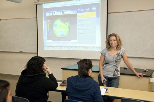 Laura Faye Tenenbaum in the classroom at Glendale Community College, Pasadena, California.