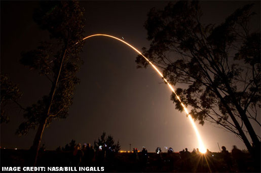 A Delta II rocket launches the new satellite from Space Launch Complex 2 at Vandenberg Air Force Base, Calif. on Friday, Oct. 28, 2011. This is the first NASA satellite mission to address the challenge of acquiring a wide range of land, ocean, and atmospheric measurements for Earth system science while simultaneously preparing to address operational requirements for weather forecasting. (Image credit: NASA/Bill Ingalls)