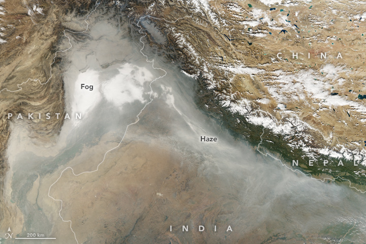 Smoke and haze in the Indo-Gangetic Plain. (NASA Earth Observatory image by Joshua Stevens, using data from the Land Atmosphere Near real-time Capability for EOS.)