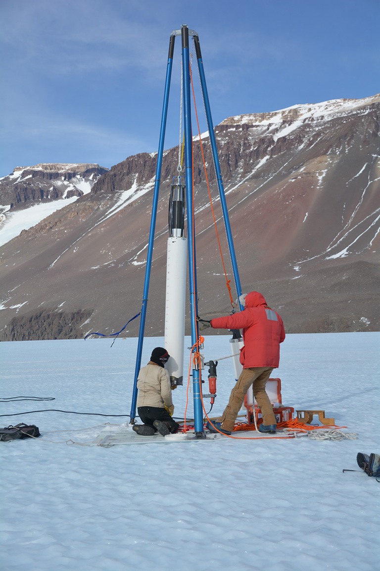 A large diameter blue ice drill extracting ice cores at Taylor Glacier. Credit: H. Roop.