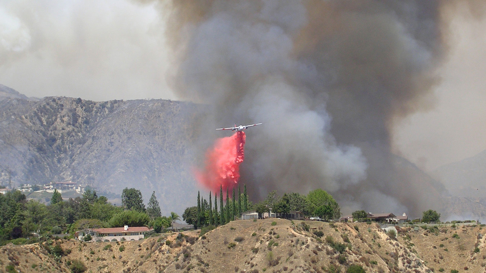 The 2009 Station Fire in Southern California was an example of a summer fire not driven by Santa Ana winds.