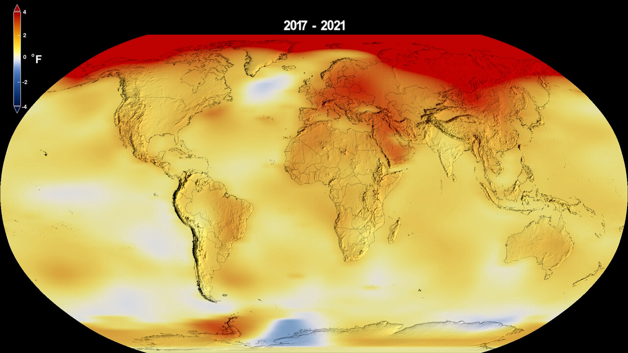 L'immagine mostra le anomalie della temperatura superficiale globale per il 2021. Temperature più alte del normale, mostrate in rosso, possono essere viste in regioni come l'Artico. Temperature inferiori al normale sono mostrate in blu.
