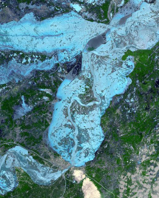 Credit: NASA/GSFC/METI/ERSDAC/JAROS and the U.S./Japan ASTER Science Team.