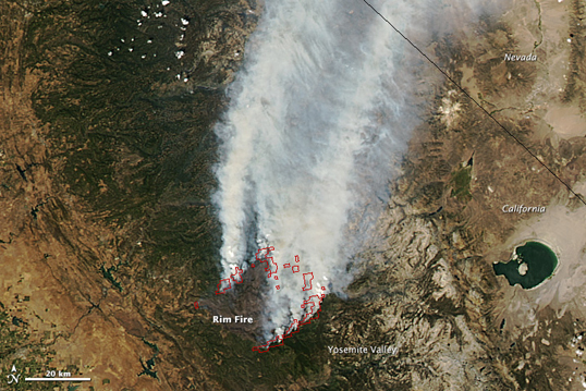 Visible image of California's Rim Fire acquired Aug. 23, 2013 by the Multi-angle Imaging SpectroRadiometer (MISR) instrument on NASA's Terra spacecraft, showing extensive, brownish smoke. The imaged area measures 236 by 215 miles (380 by 346 kilometers). Image credit: NASA/GSFC/LaRC/JPL, MISR Team